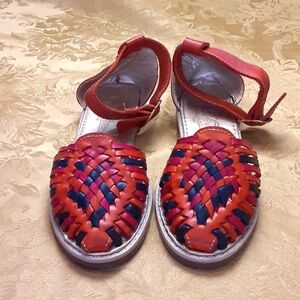 ENIGMA COLLECTION Mexican 100% LEATHER Size 8 USA,  25 Mexico WOMENS  BEAUTIFUL